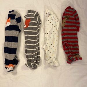 4 Newborn footed fleece sleepers